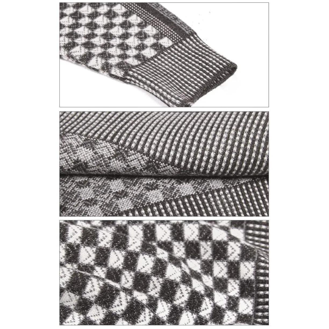 Pullover mit Raiden-Muster
